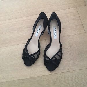 Nina New York black heels
